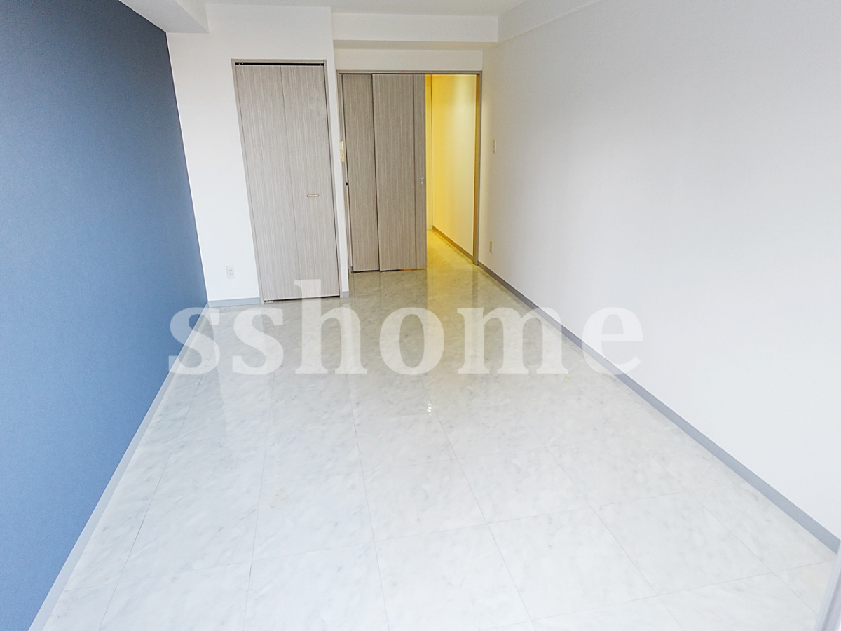 リビング 広々洋室9.1帖 写真2