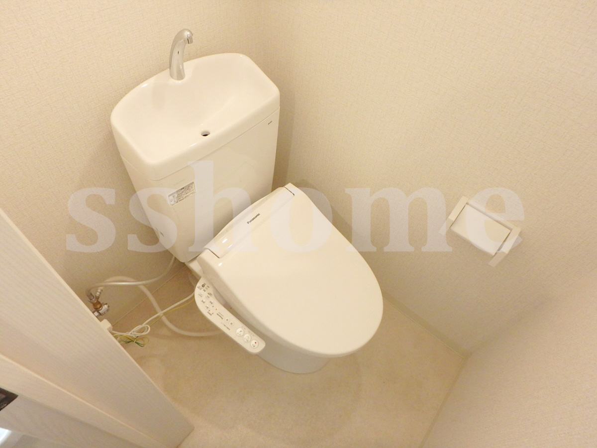 トイレ 温水洗浄便座☆ 写真8