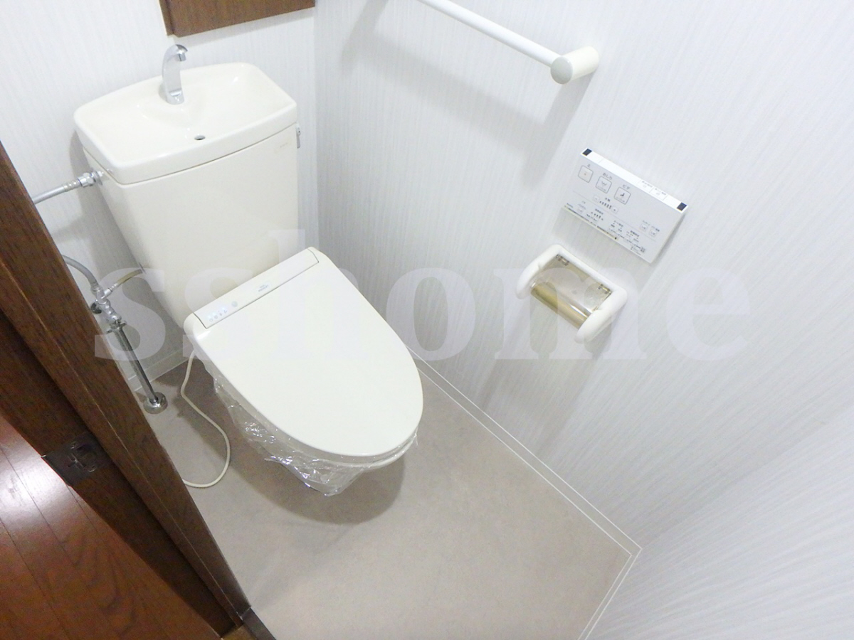 トイレ 温水洗浄便座☆ 写真8
