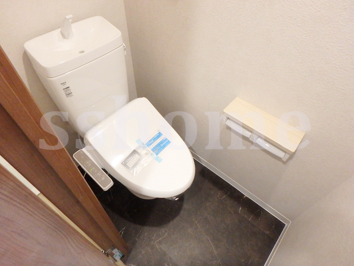 トイレ 温水洗浄便座☆ 写真8