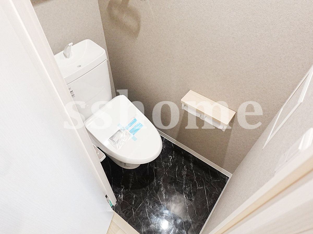 トイレ 温水洗浄便座☆ 写真8