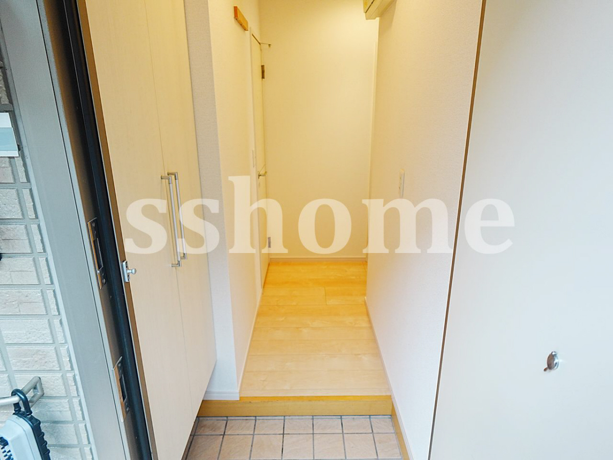 玄関 広いです☆清掃前 写真12