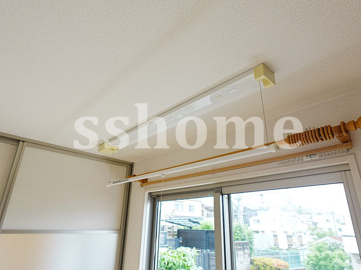 設備 室内物干し 写真17