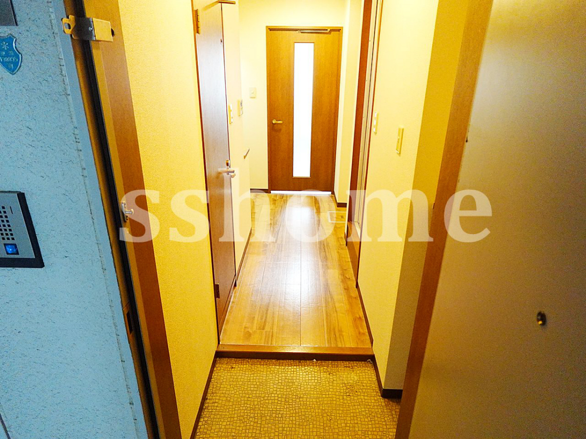 玄関 部屋は見えません 写真12