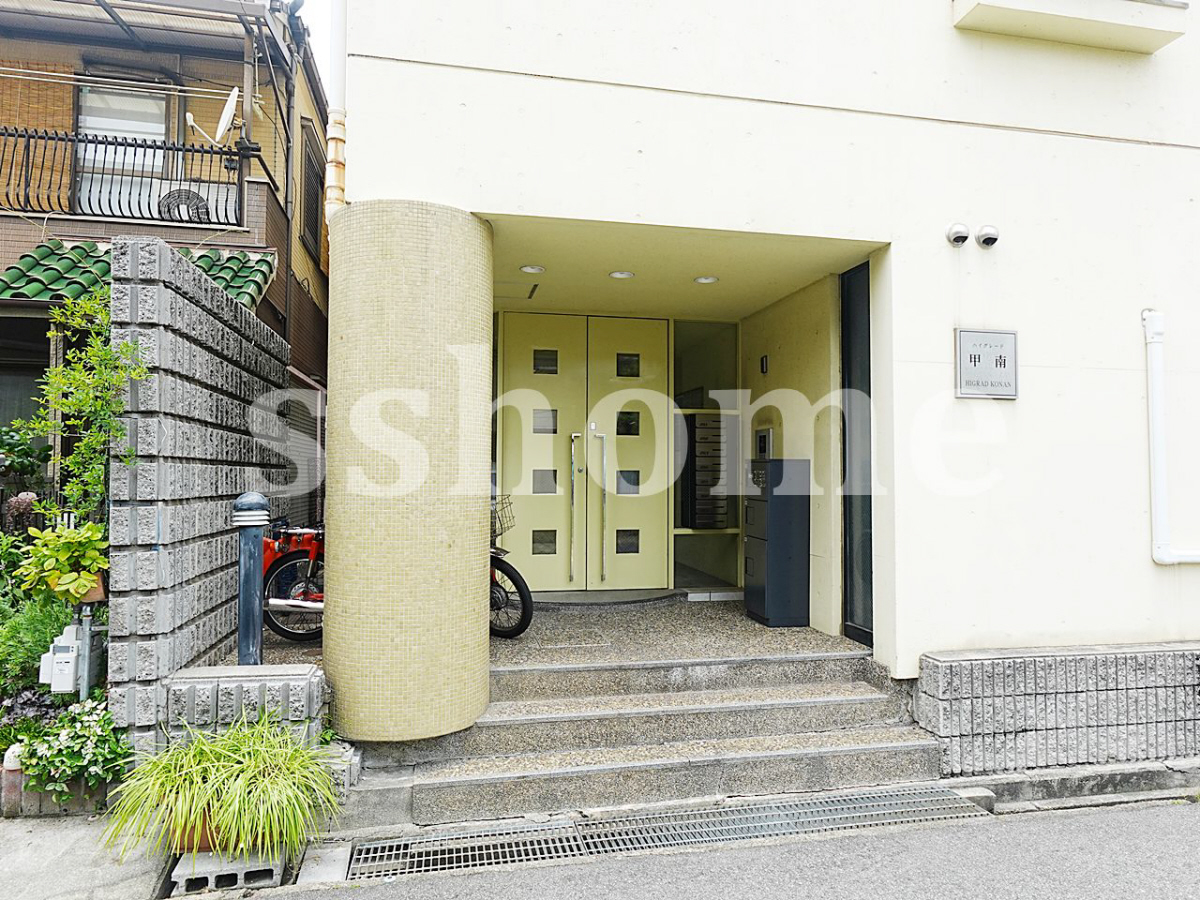 エントランス 建物入口 写真13