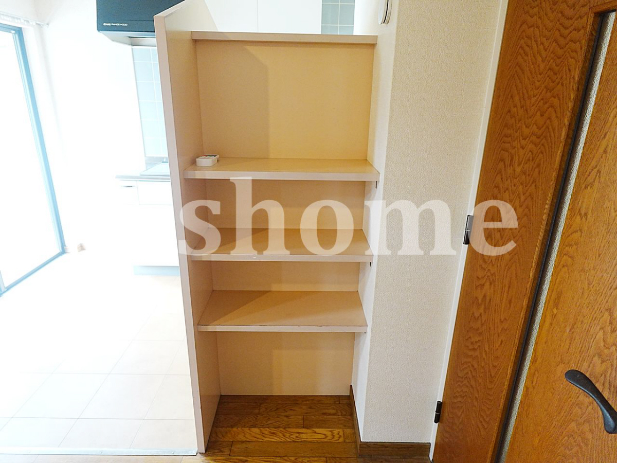 収納 棚 写真16