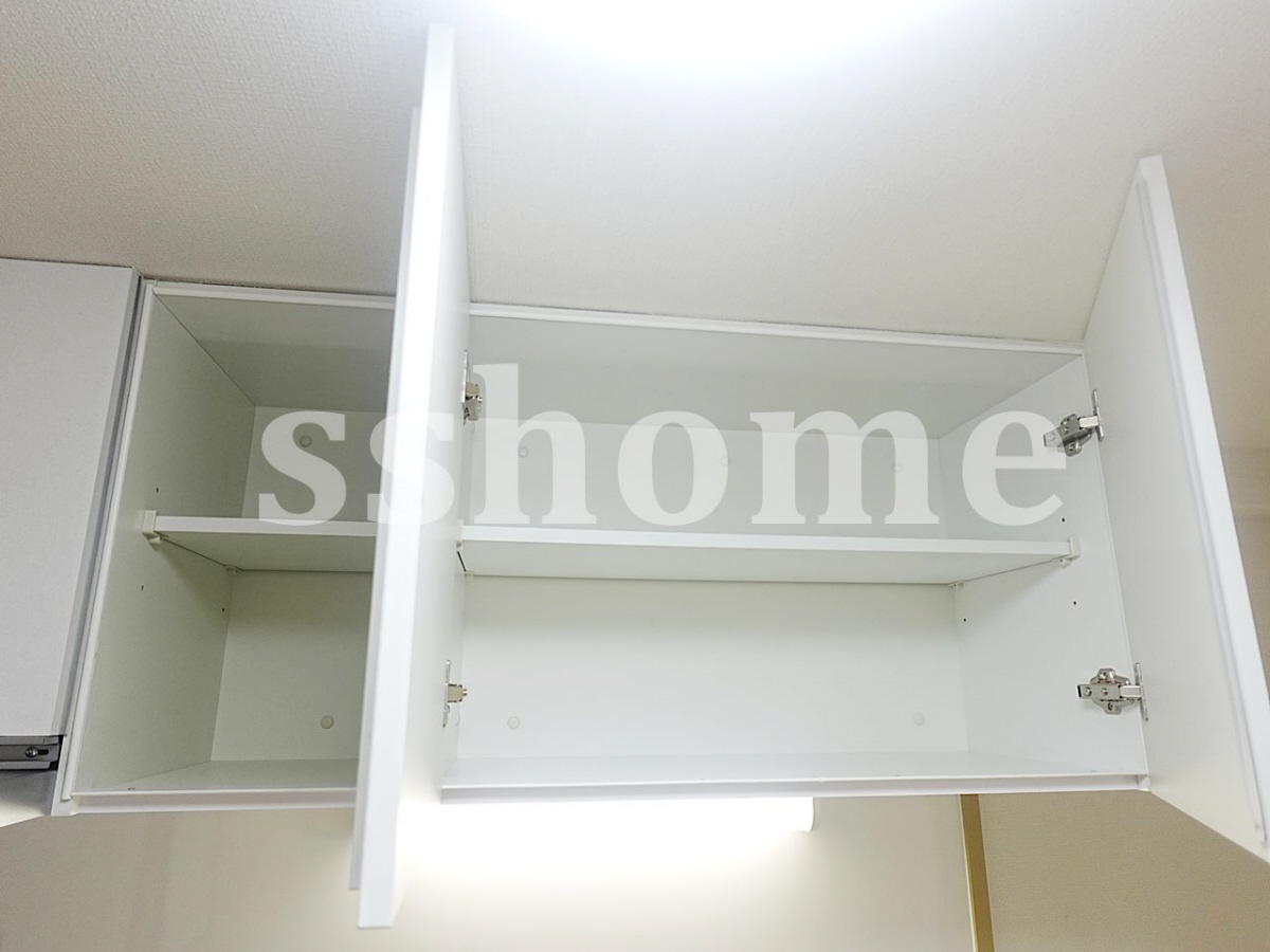 キッチン キッチン上部の吊戸棚☆ 写真17