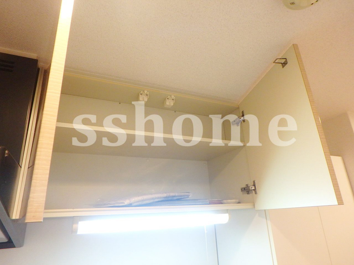 キッチン キッチン上部の吊戸棚☆ 写真18