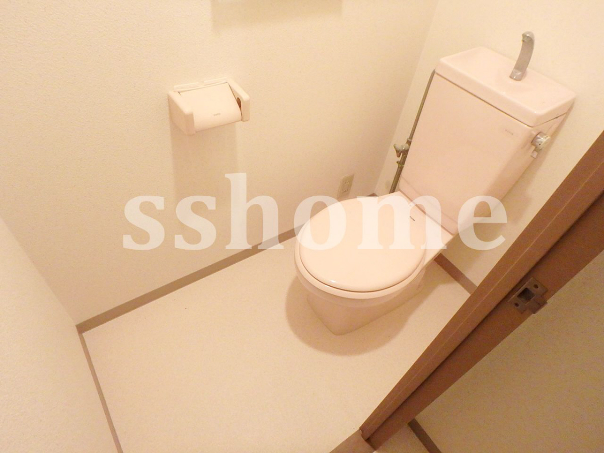 トイレ 白くて落ち着くトイレ☆ 写真8