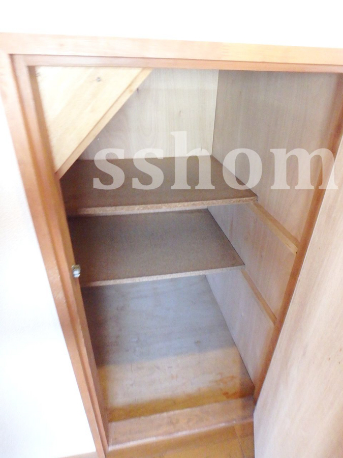 収納 階段下 写真17