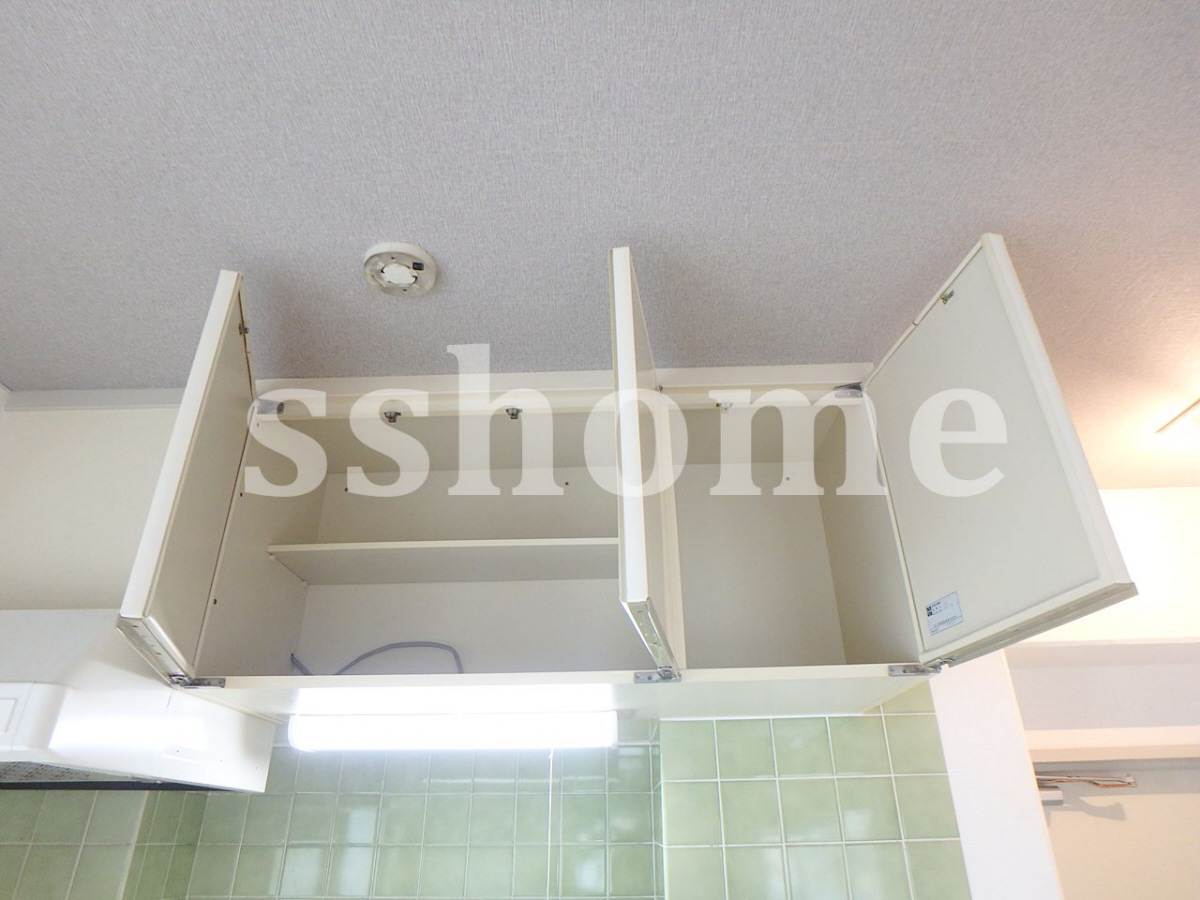 キッチン キッチン上部の吊戸棚☆ 写真17