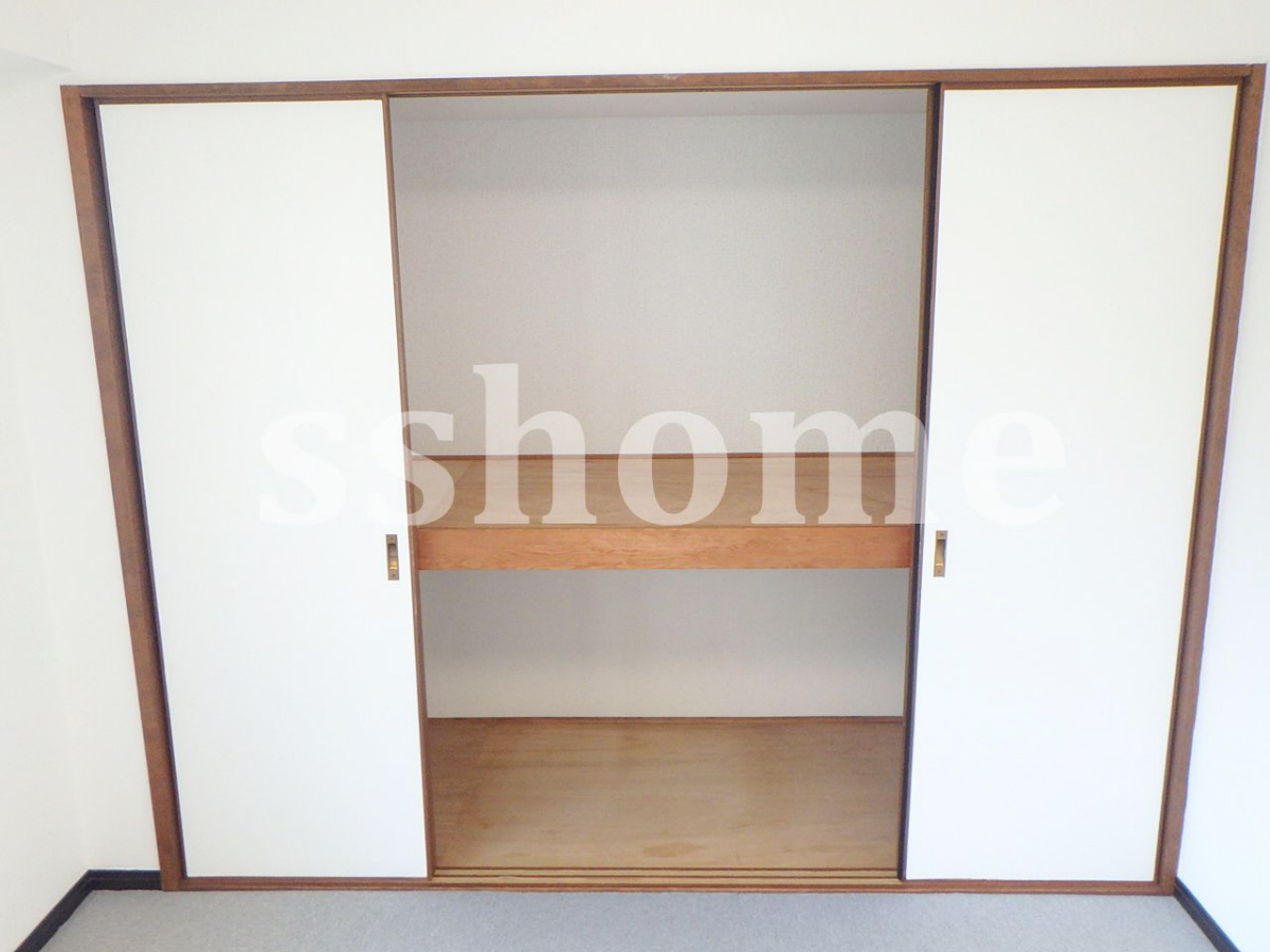 収納 奥行きのある押入タイプ 写真17
