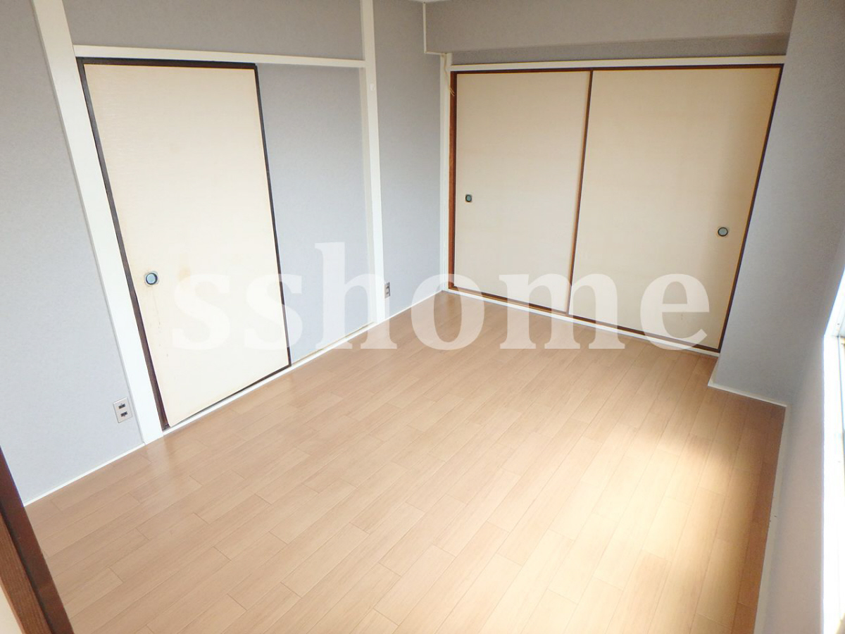 寝室 この部屋でゆっくり寝れそうです♪ 写真15