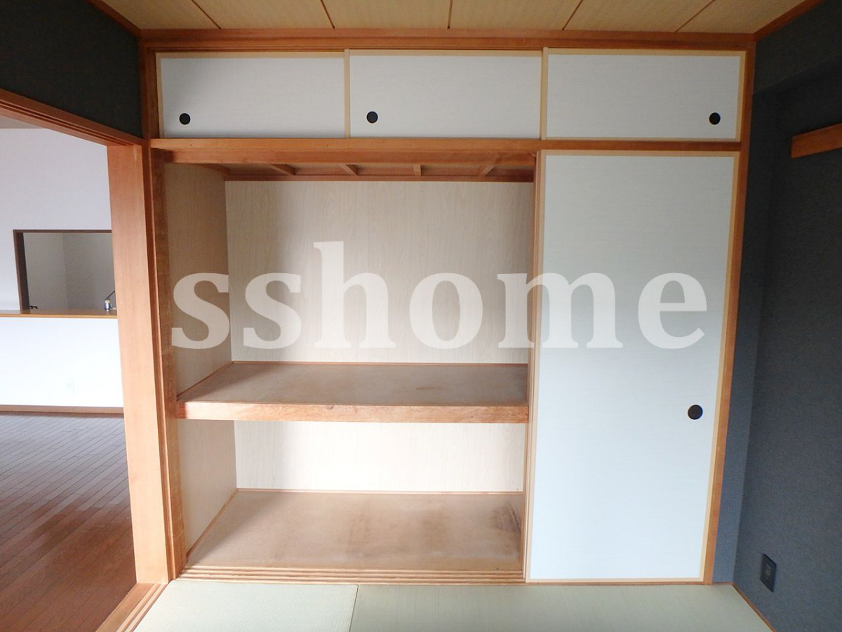収納 収納力ある押入☆各居室に収納あり 写真5