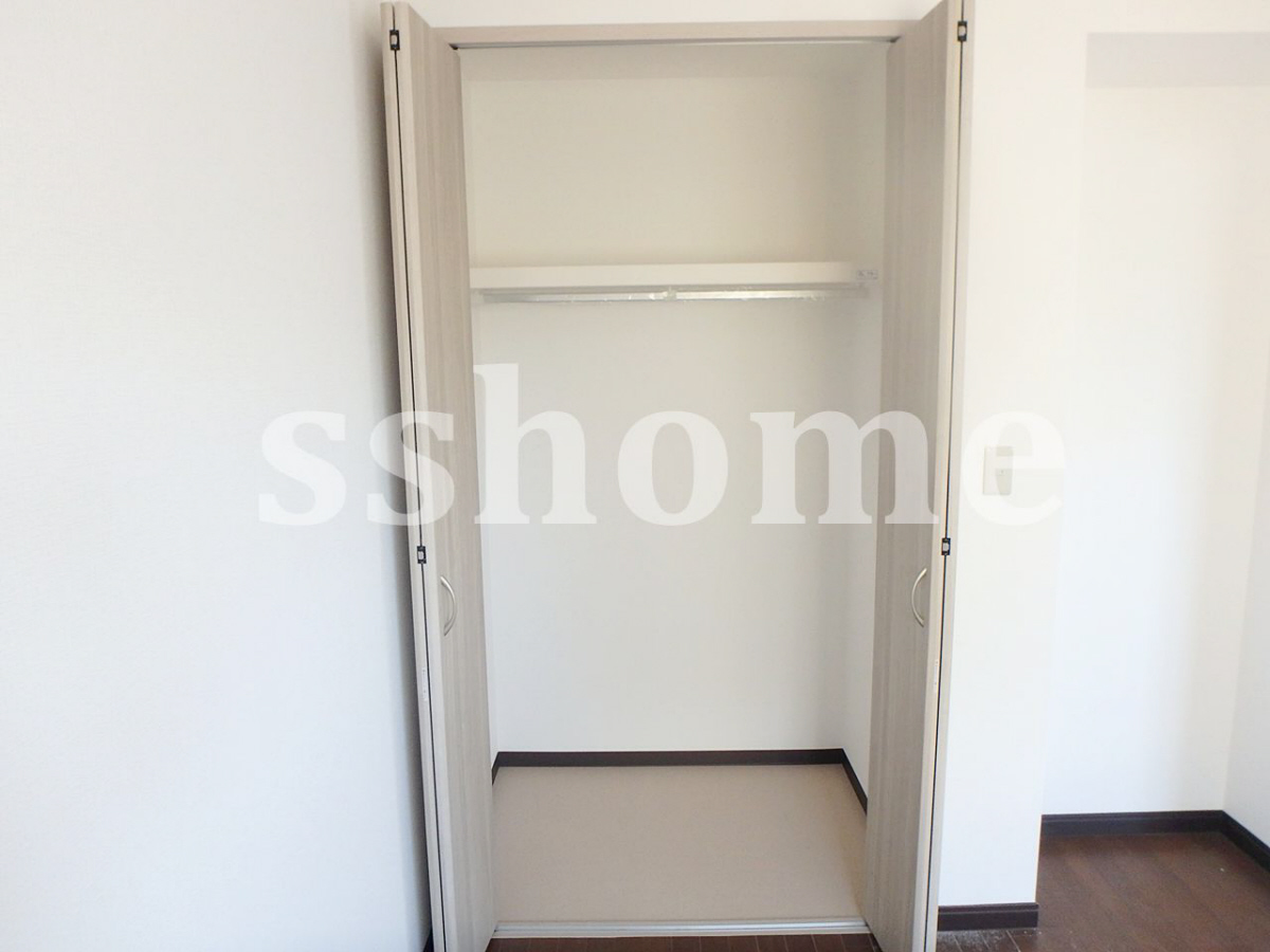 収納 クローゼット☆奥行きあります 写真5