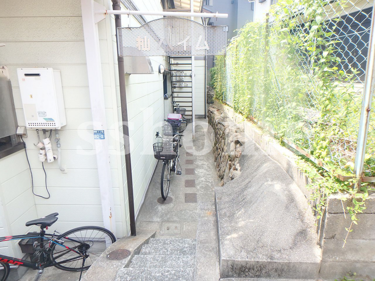 エントランス 建物入口♪ 写真13