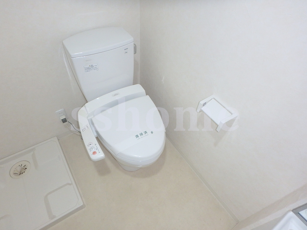 トイレ 温水洗浄便座 写真8
