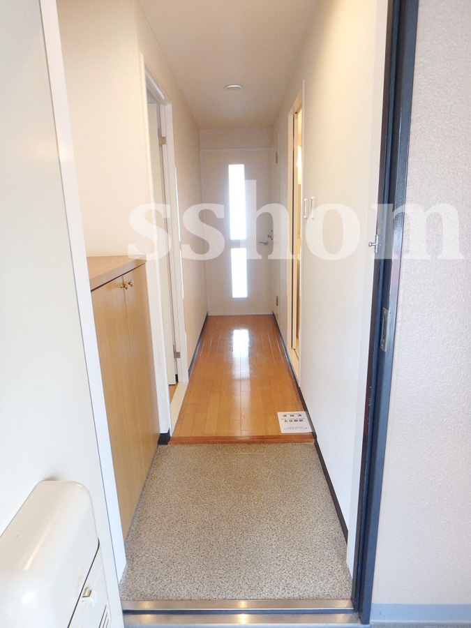 玄関 廊下あり・お部屋は見えません☆ 写真12