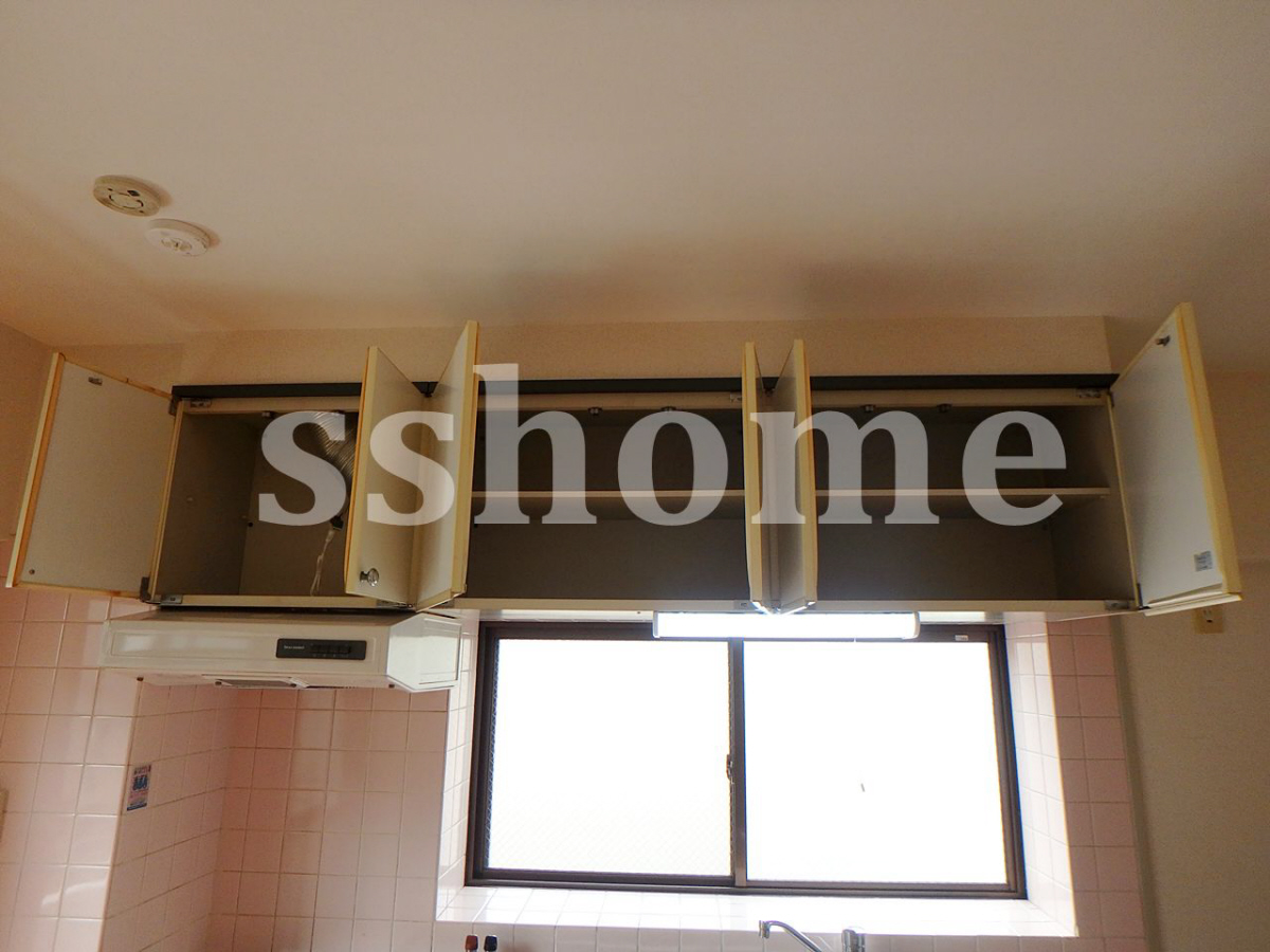 キッチン キッチン上部の吊戸棚☆ 写真17