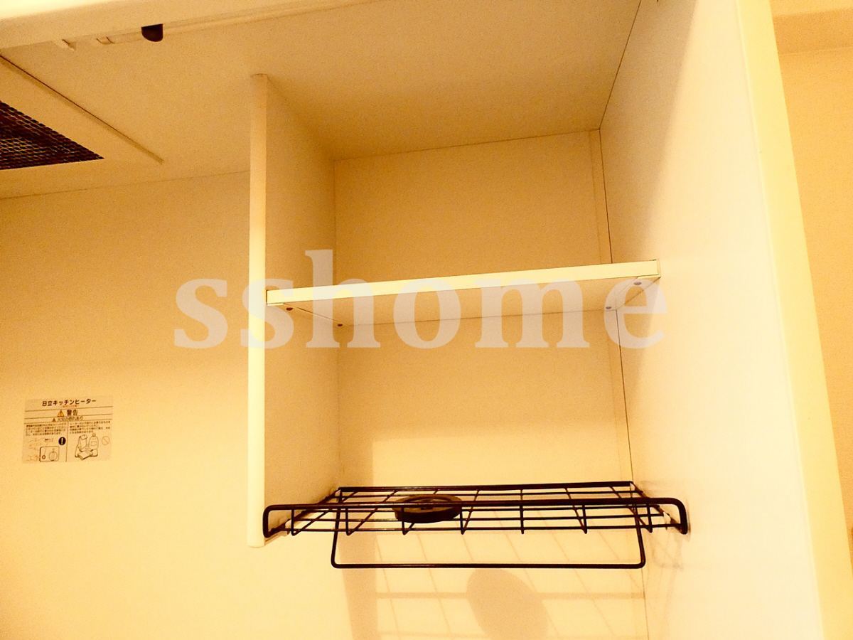 内装 キッチン上部水切りと棚 写真14
