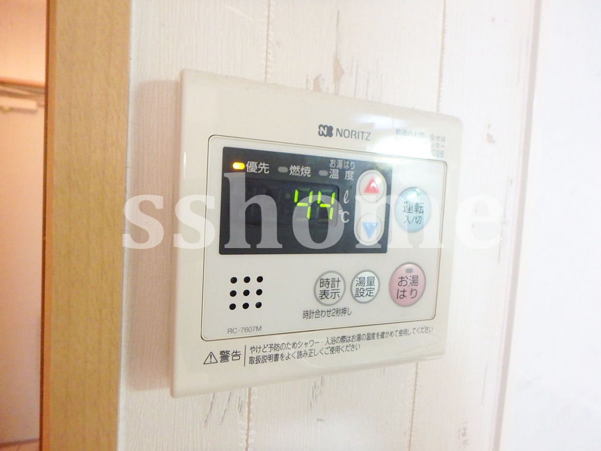 設備 給湯器操作パネル 写真17