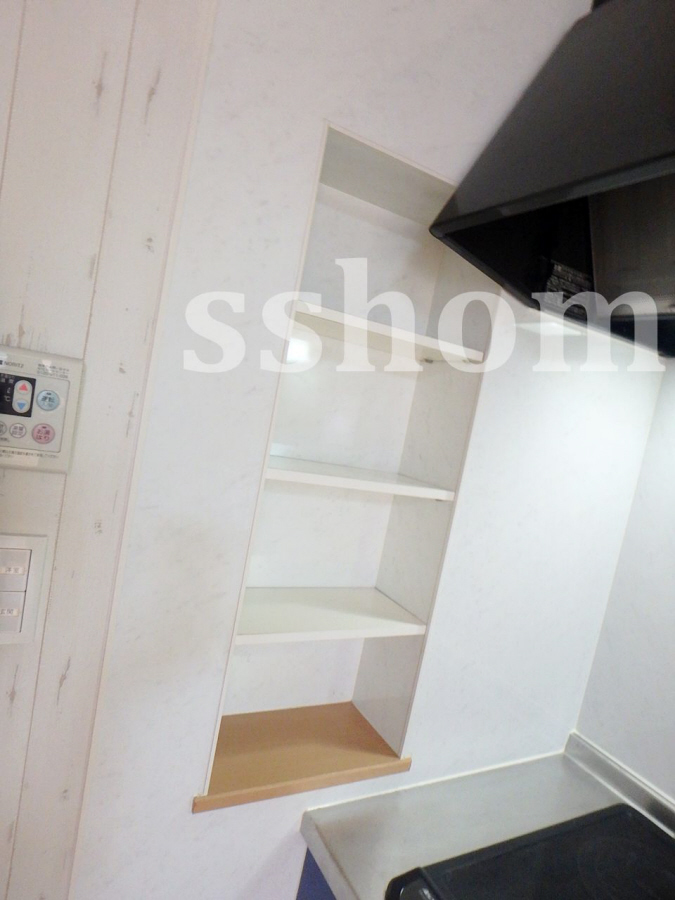 キッチン キッチン横の棚 写真18