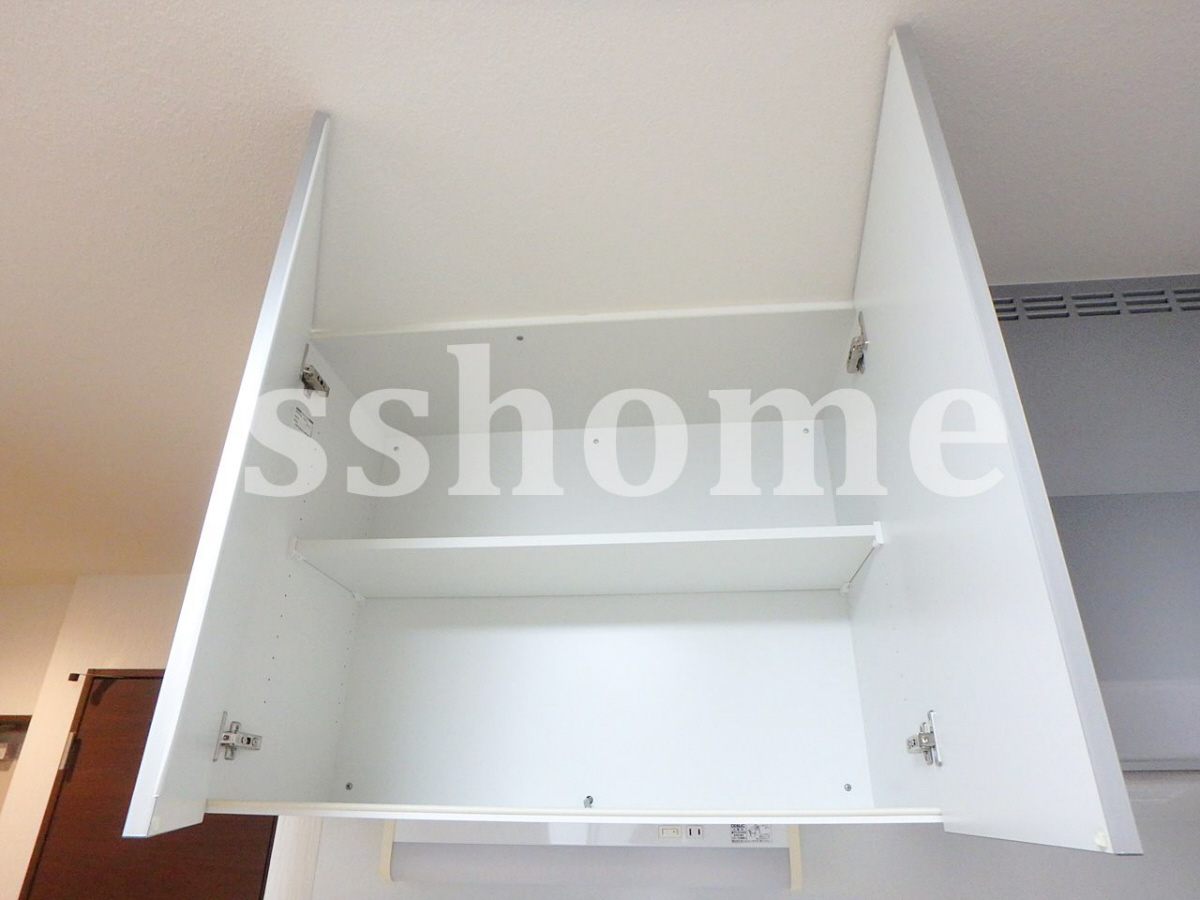 キッチン キッチン上部の吊戸棚 写真19