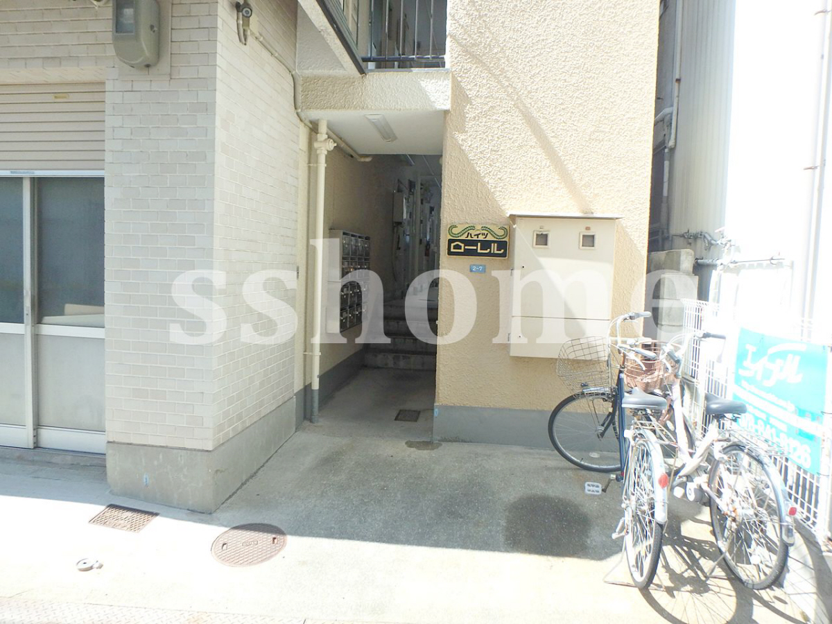 エントランス 建物入口 写真13