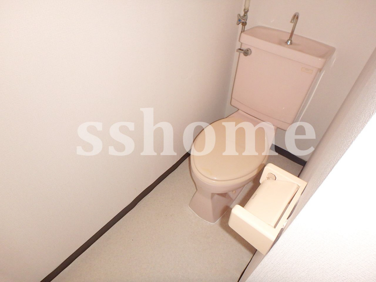 トイレ トイレ☆奥にあります 写真8