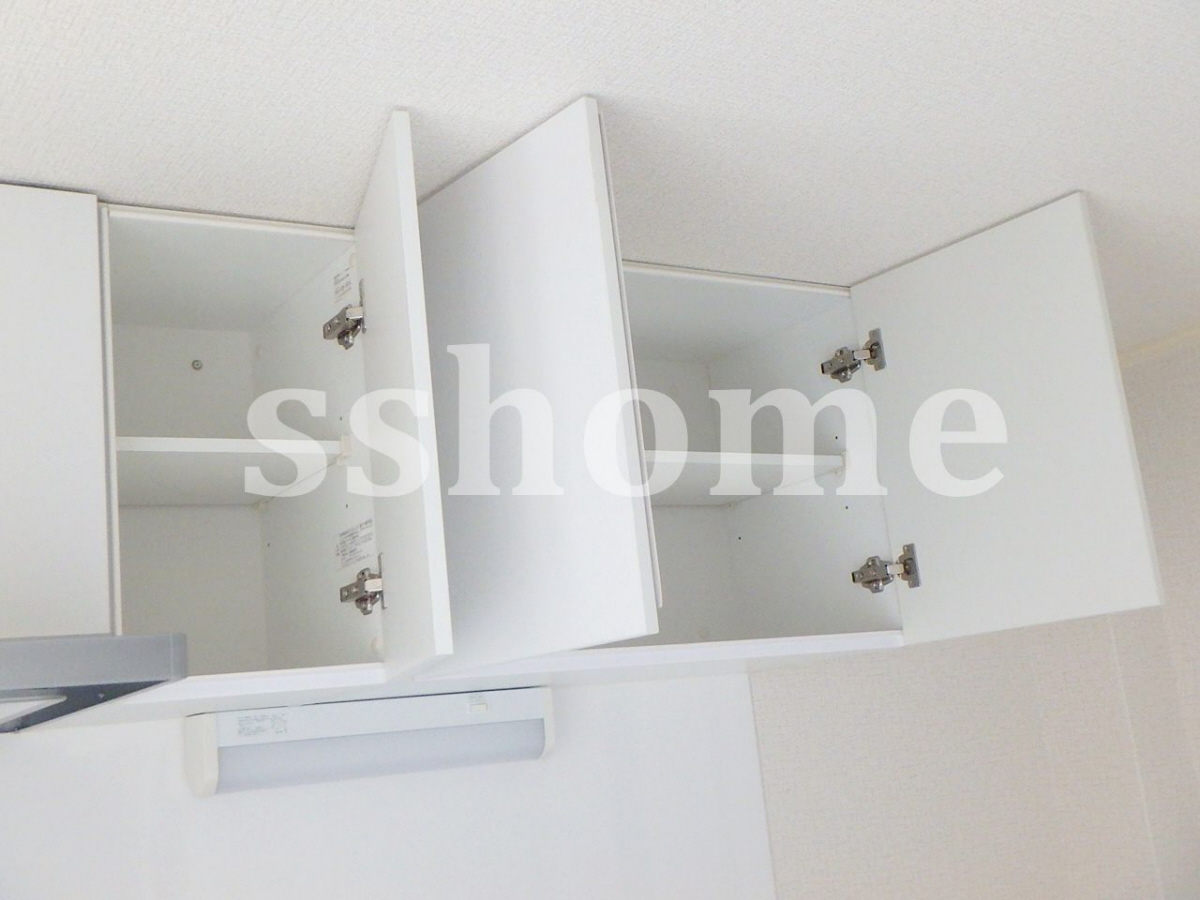 キッチン キッチン上部の吊戸棚☆ 写真18