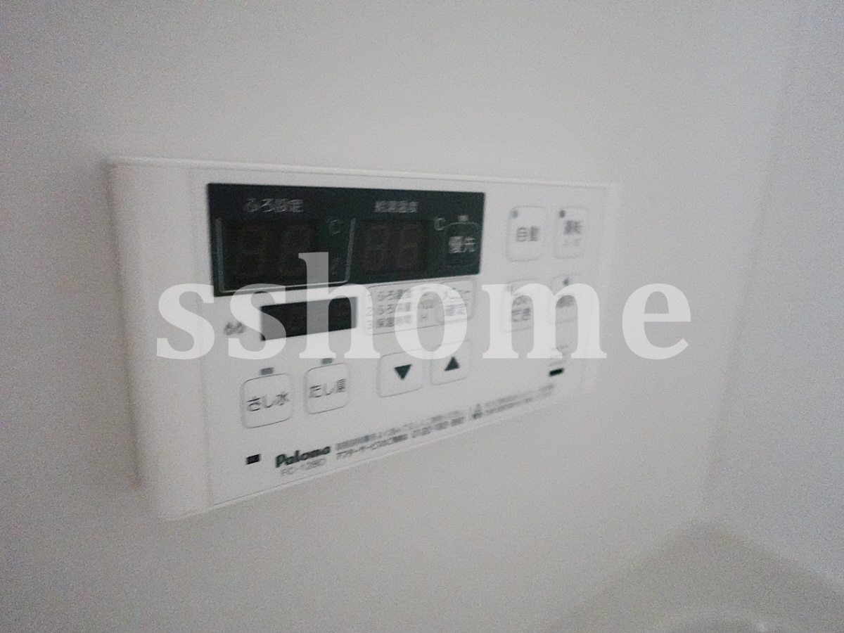 設備 給湯操作パネル 写真16