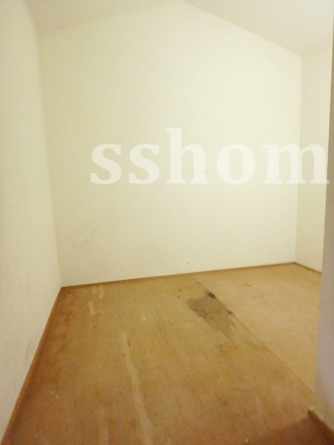 収納 屋根裏 写真18