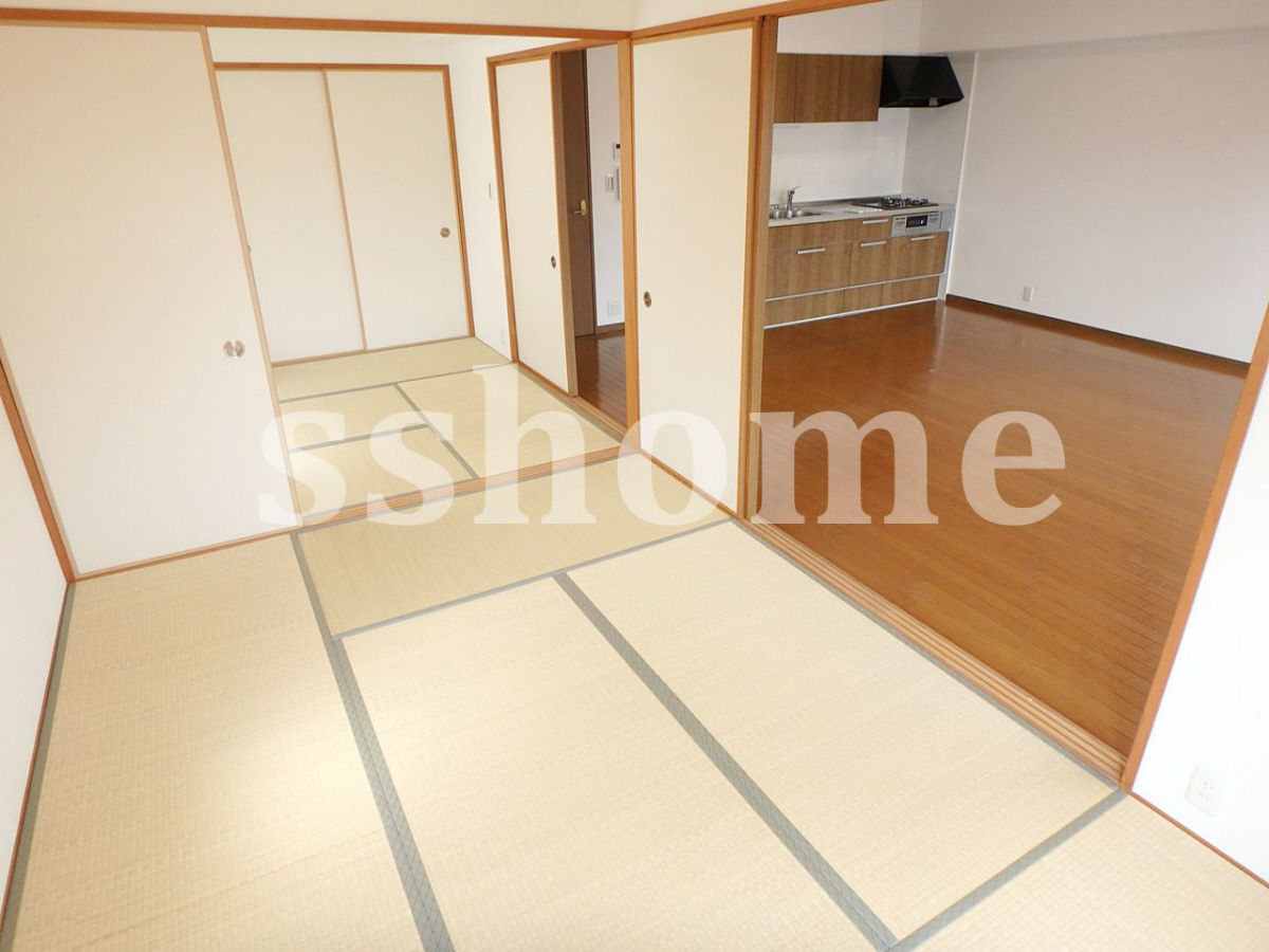 内装 全部開けると開放的ですね♪ 写真14