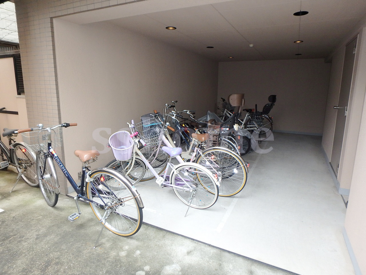 共用部 屋根のある駐輪スペース☆ 写真20