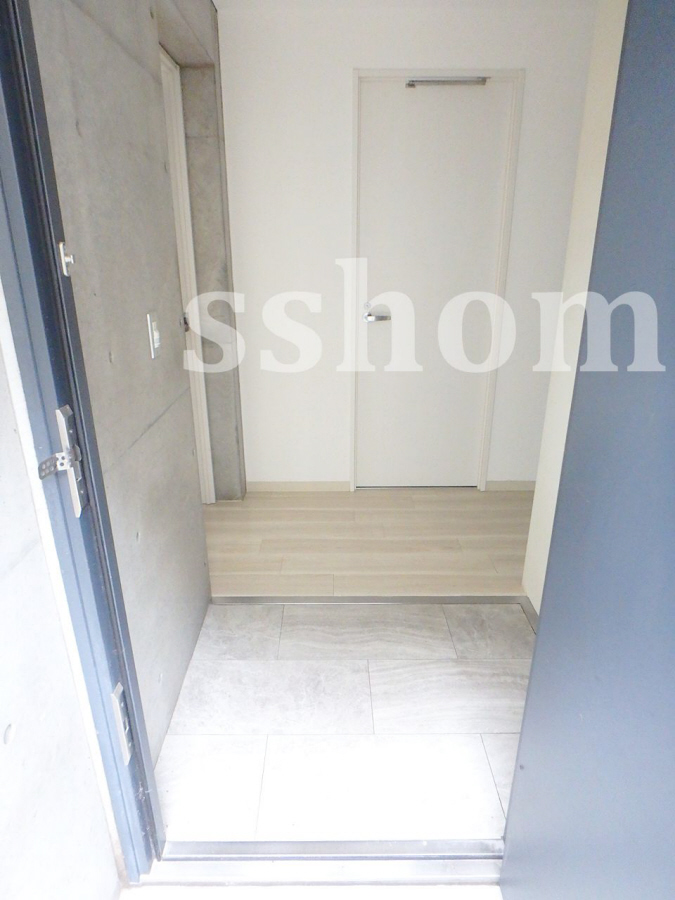 玄関 お部屋は覗けません 写真12