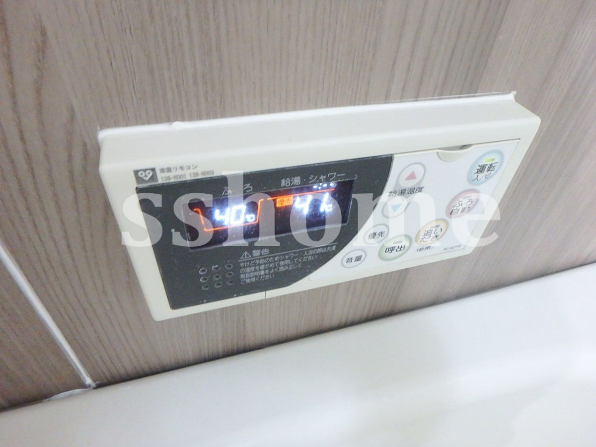 設備 給湯操作パネル 写真16