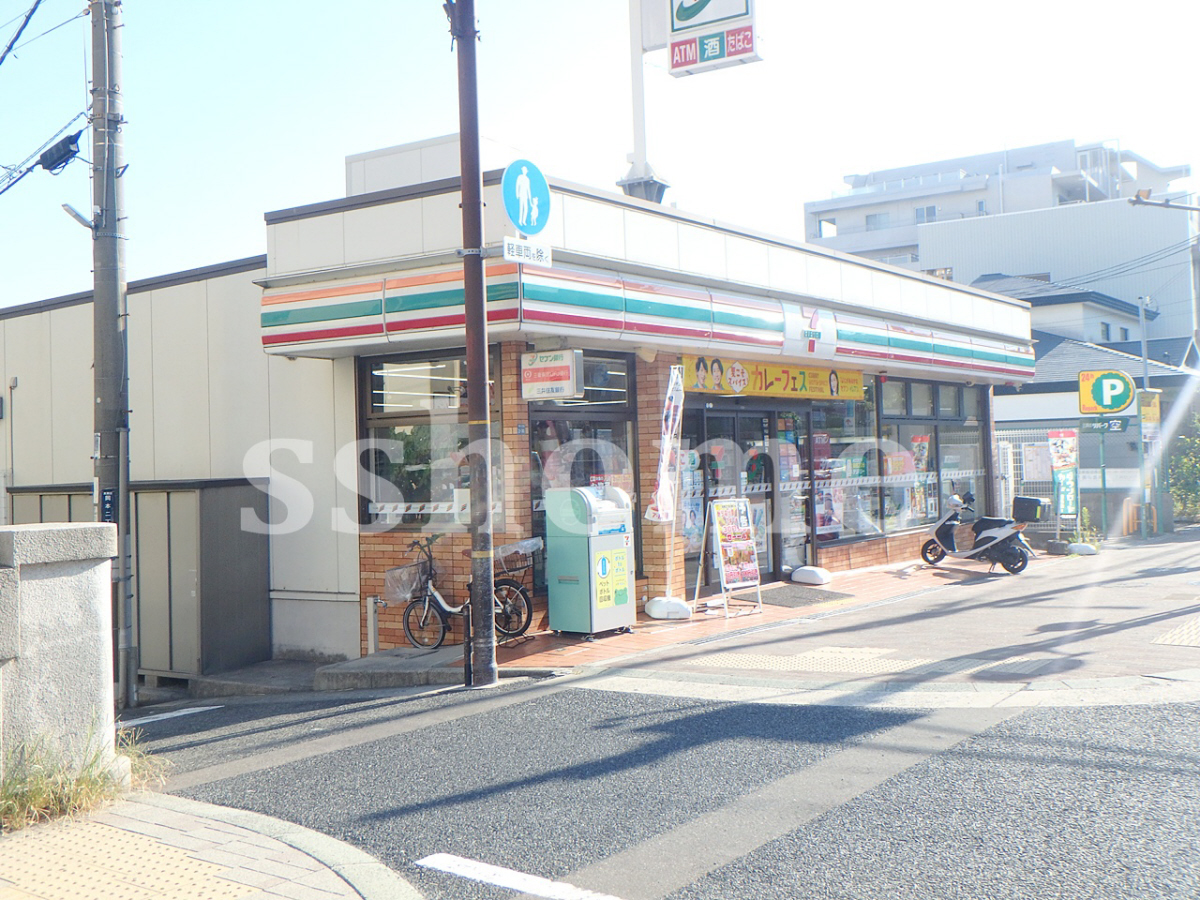 セブンイレブン神戸岡本2丁目店 写真25