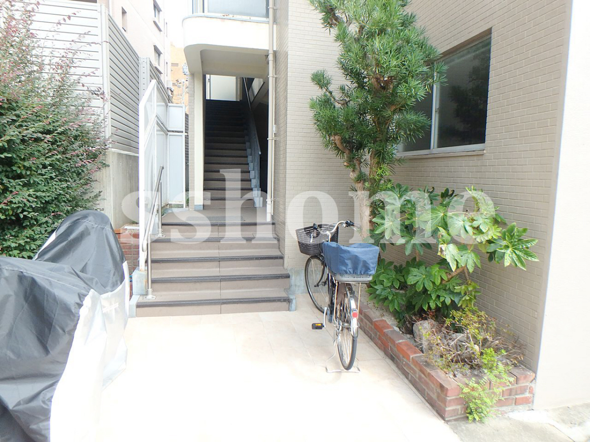 エントランス 建物入口 写真13