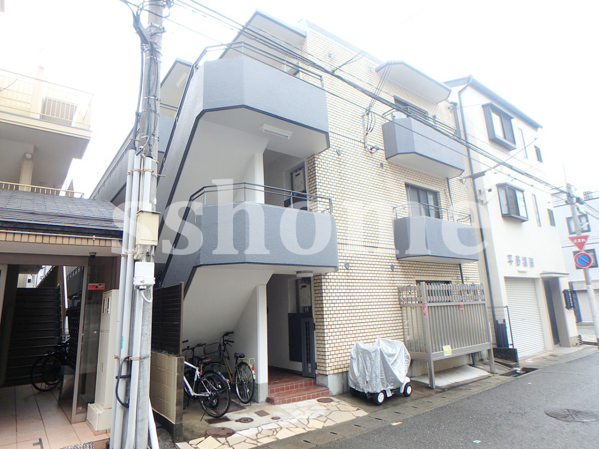 ファミネス芦屋