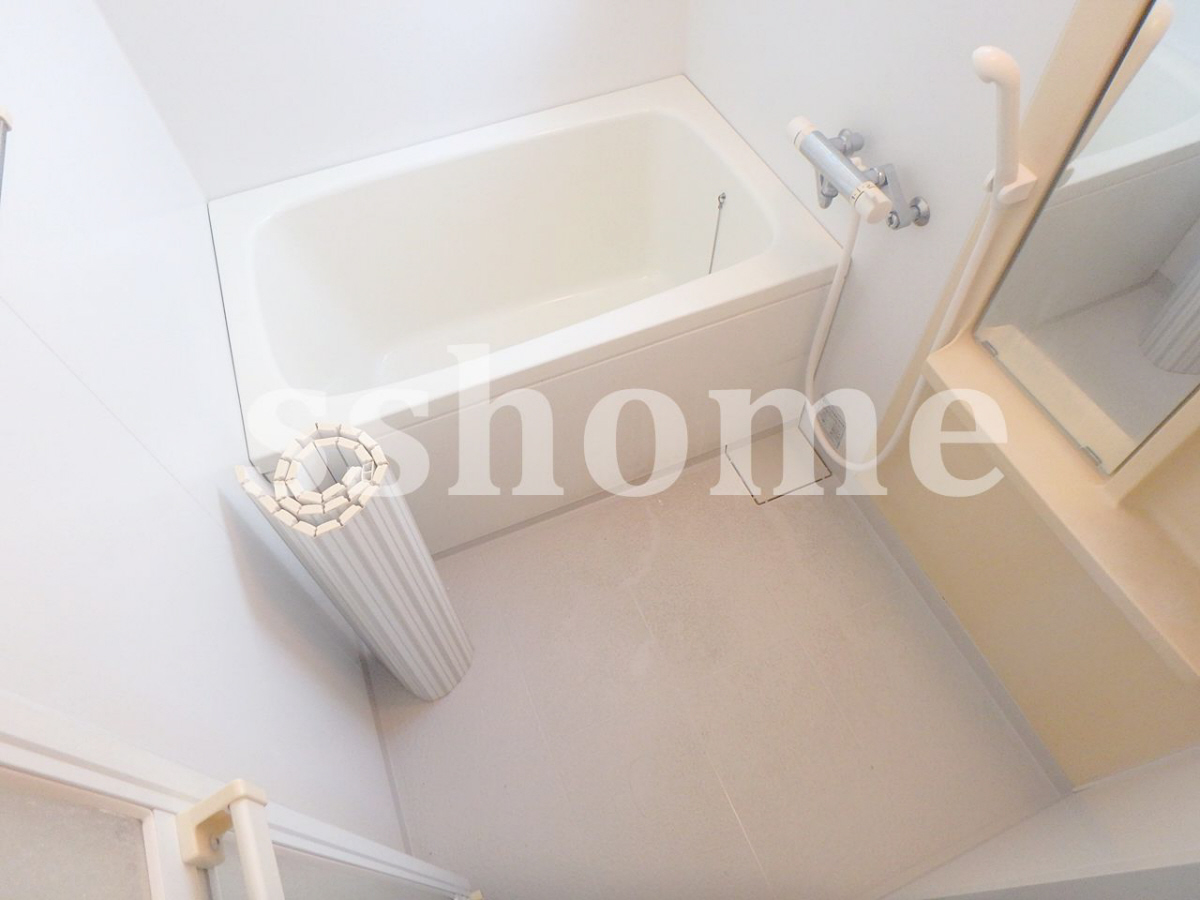 バス 窓あります(浴室入替工事中) 写真4