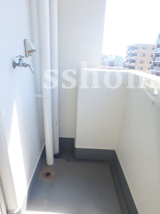 設備 室外洗濯機置場 写真16