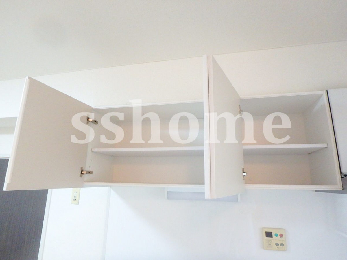 キッチン キッチン上部の吊戸棚☆ 写真17
