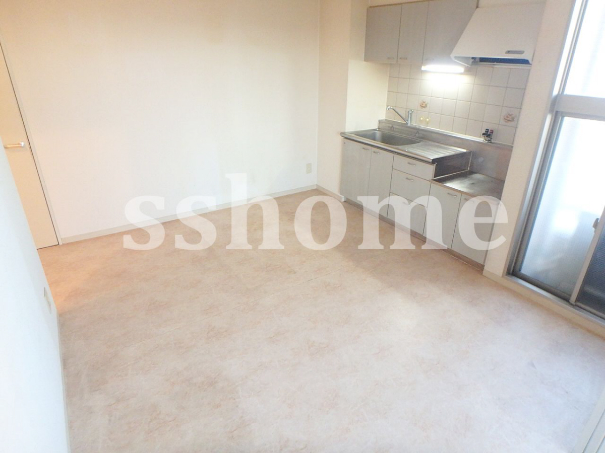 内装 白基調のお部屋です☆ 写真14